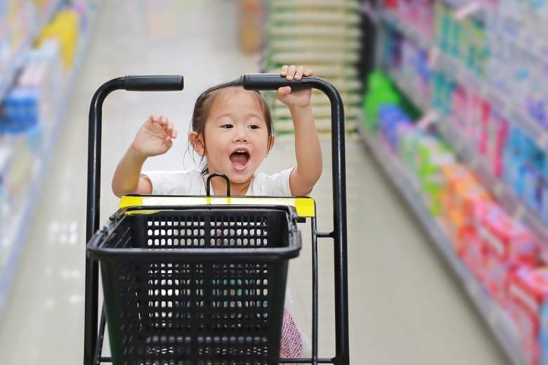 スーパーの売場でどのような事故が発生しているのか