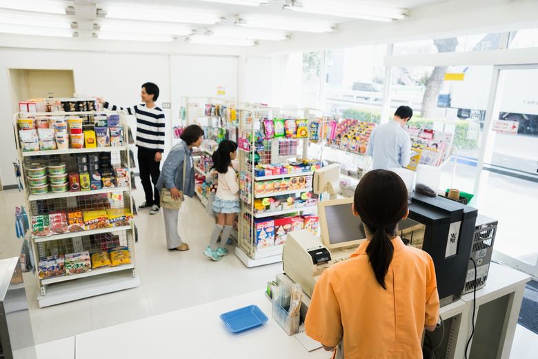 コンビニ店内