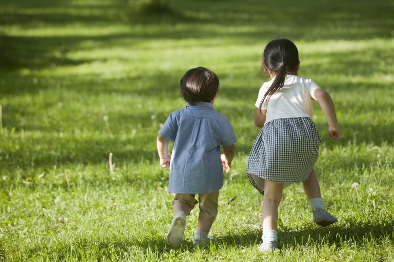 走る子ども