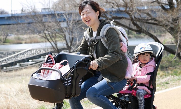 自転車 赤ちゃん いつから